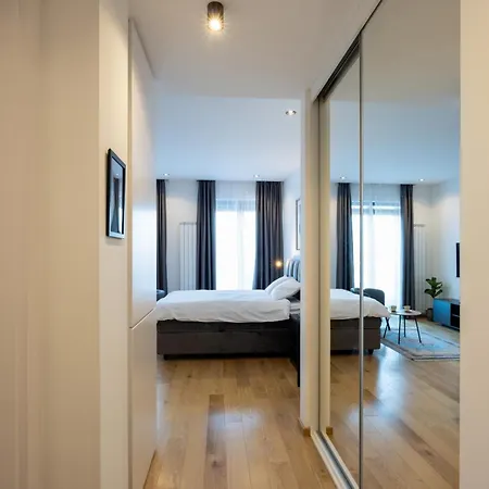 Center Lux 1 * Belgrade