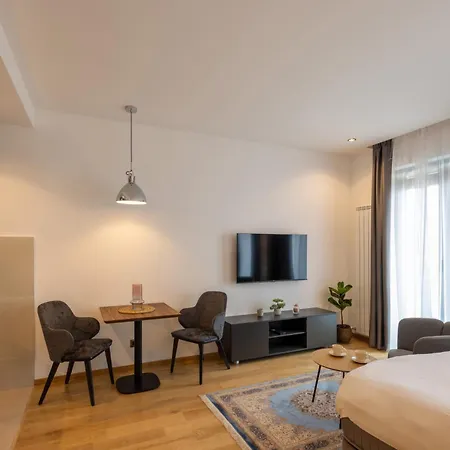 Apartment Center Lux 1