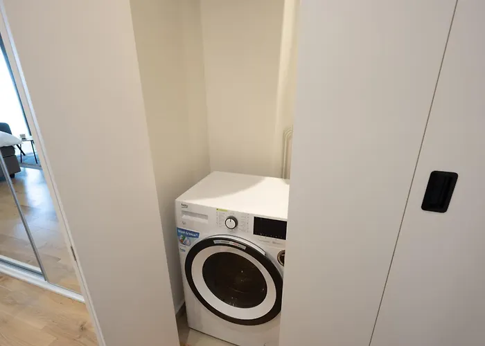 Center Lux 1 * Belgrad